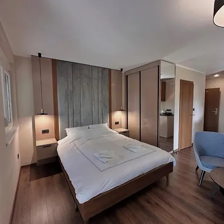 Konaciste U Carstvu アパート Vrnjci